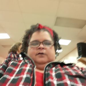 Meet your Posher, Vicki